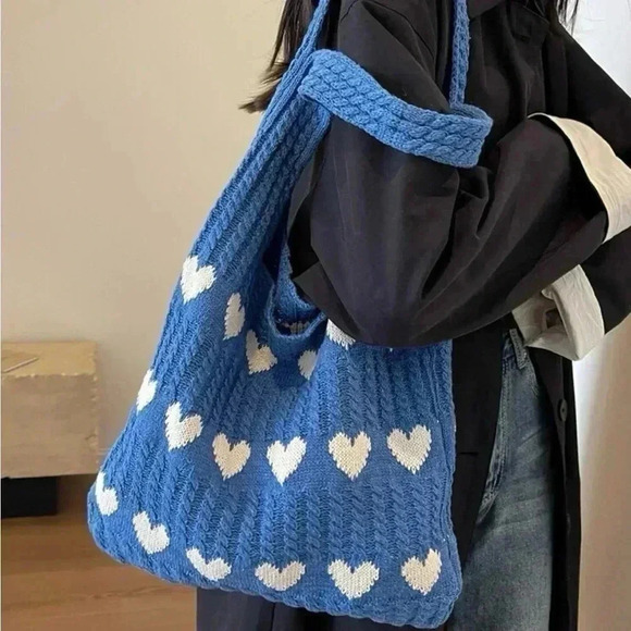 Knitted tote bag for daily use, shopping,  beach bag - Picture 1 of 5
